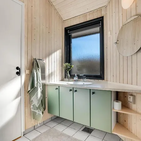 Stunning In Samso With House Sea View